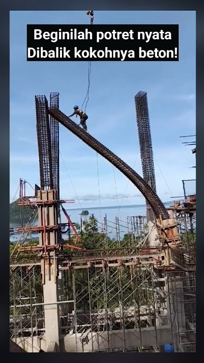 Tense Moments! One Wrong Step Could Be Fatal! #coolie #construction #height