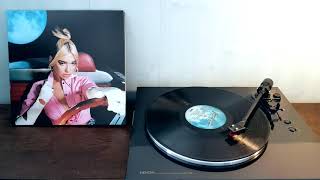 Dua Lipa - Levitating (2020) [Vinyl Video]