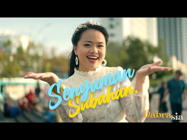Dabra Sia - Senyuman Sabahan (Official Music Video) class=