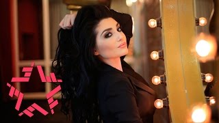 Певица AISHA - Таю Я Певица AISHA - Таю Я