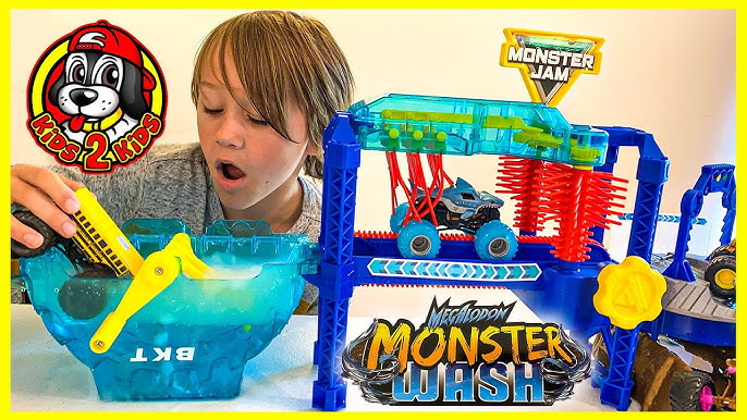  Monster Jam, Megalodon Monster Wash, Includes Color-Changing  Megalodon Monster Truck, Interactive Water Play Kids Toys for Aged 3 and Up  : Toys & Games