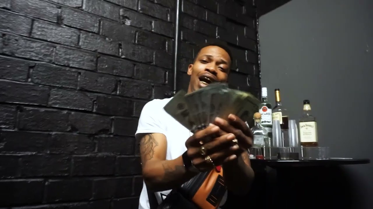 Ro Kapone X Cross The Street (Official Music Video) Shot By: KT Productions