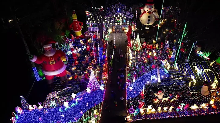 Portwood Family Christmas Lights - DJI Mini 3 Pro