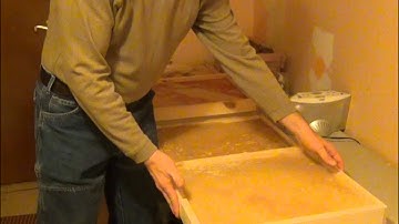Beekeeping Video Institute: CANDY BOARDS