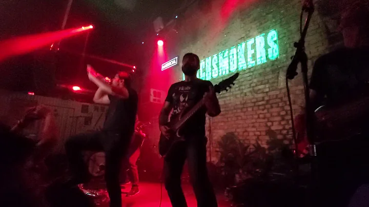 Bhayanak Maut - Attack of the Roachsmokers