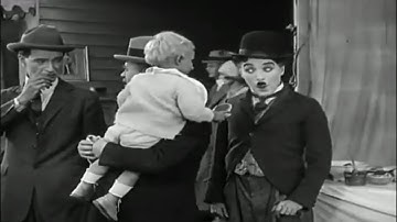 Charlie Chaplin hungry funny video lol😂😂😂😂😂