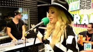 Video thumbnail of "Delia si Buzdugan - Muzica de petrecere (Improvizatie live la Radio ZU)"