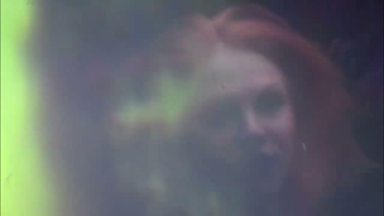MAGIC WANDS "HIDE" (official video) MAGIC WANDS "HIDE" (official video)