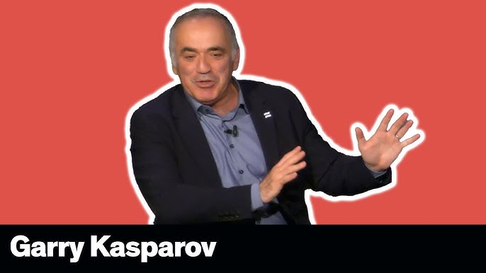 Enxadrista russo Garry Kasparov faz críticas a Putin: 'A cobra que