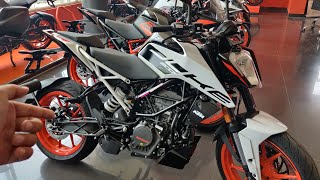 2021 KTM Duke 200 Long Term Review Video