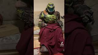 Doom Slayer needs his sleep #doomslayer #doomguy #cosplay #doom
