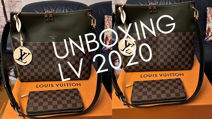 Louis Vuitton Damier Ebène Noir Maida Hobo