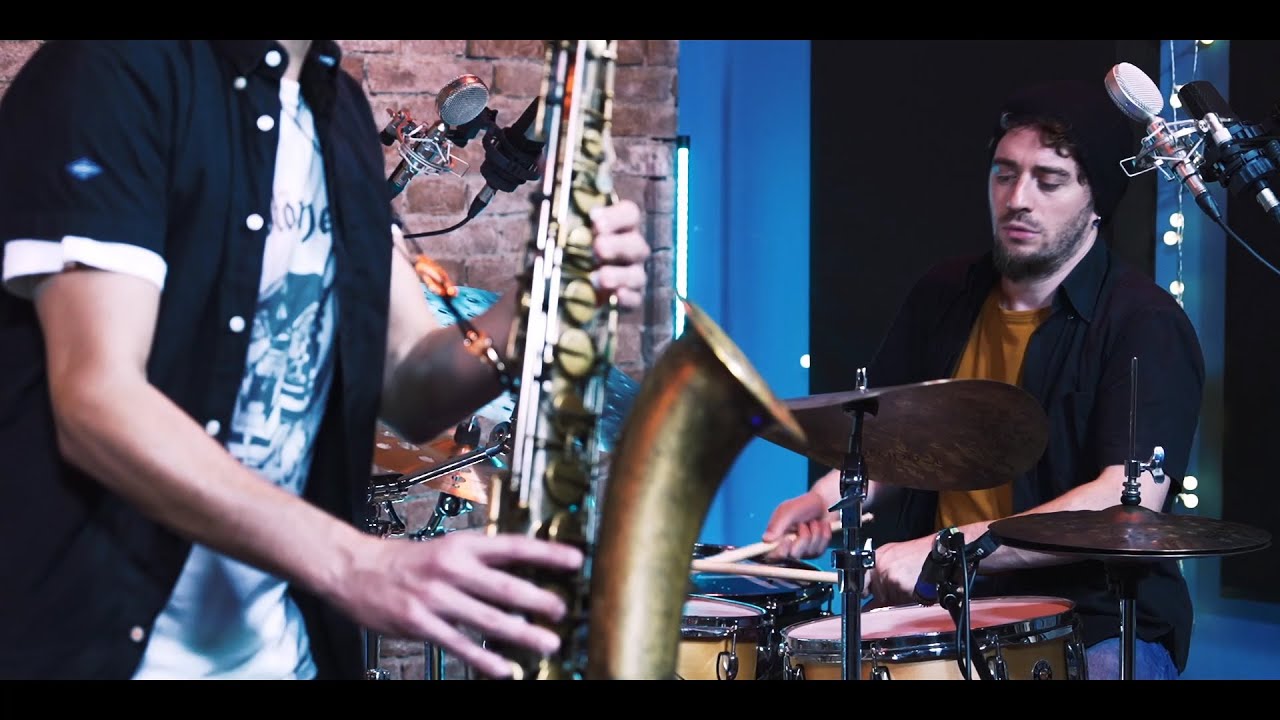 Live @Hayloft (studio live)