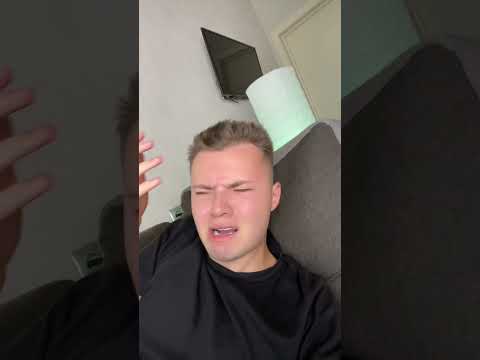 ПЛЮСЫ и МИНУСЫ 1 и 2 смены в шкОле 😂 #shorts