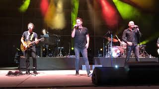 Train - The Weight (w/Matt Scannell) screenshot 2