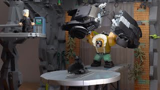 LEGO Batman vs BANE - Batcave diorama - MOC