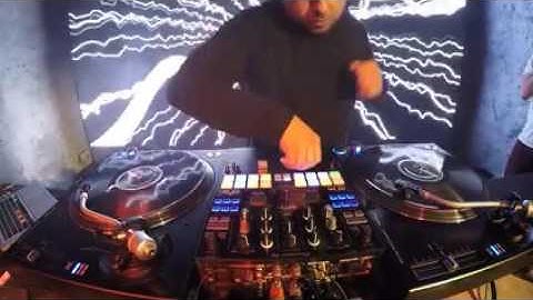 DJ G Smooth Redbull Thre3style Battle Australia 2016