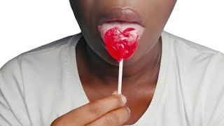ASMR💖 SONIDOS DE LAMIENDO👅 UNA CHUPETA🍭💦  DE CORAZÓN❤️ MOUTH SOUNDS LOLLIPOP 🍭