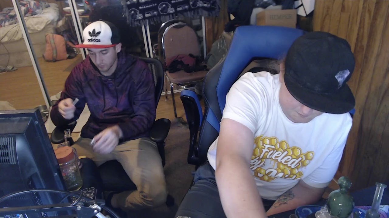 Hemper VS Daily High Club, Dual Weed Box Opening!