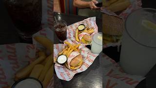 red robin has a new burger deal you don’t want to miss! #redrobin #burger #mealdeal #foodie