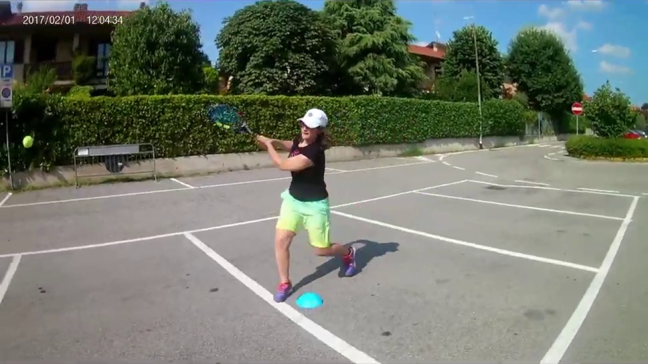 decathlon tennis trainer