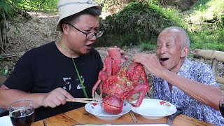 wow，This coconut crab was so huge and tasted so delicious!- how to cook seafood crab in Chinese.