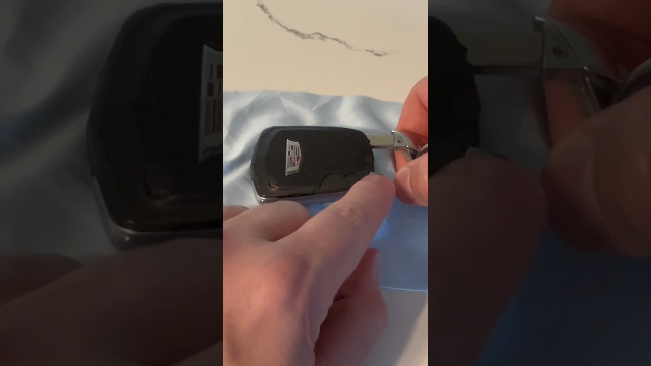 Cadillac XT5 key fob repair 
