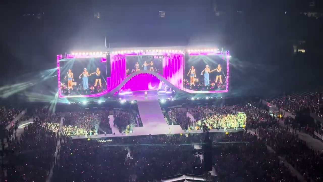 FIREWORK - TWICE | TWICE 5TH WORLD TOUR 'READY TO BE' New Jersey