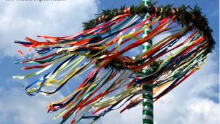 Video thumbnail of "Wenn der Maibaum wider am Dorfplatz steht!!!!"