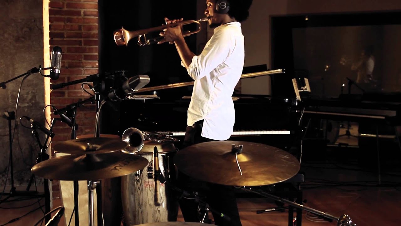 在 YouTube 上观看 La Volandera | Marinah & Chicuelo 在 YouTube 上观看 La Volandera | Marinah & Chicuelo