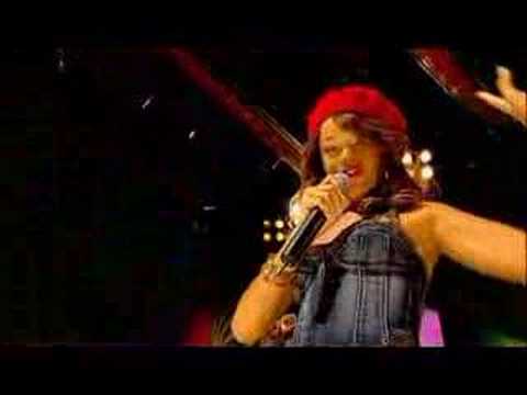 Rihanna - If It's Lovin' That You Want (Live @ TOTP Reloaded