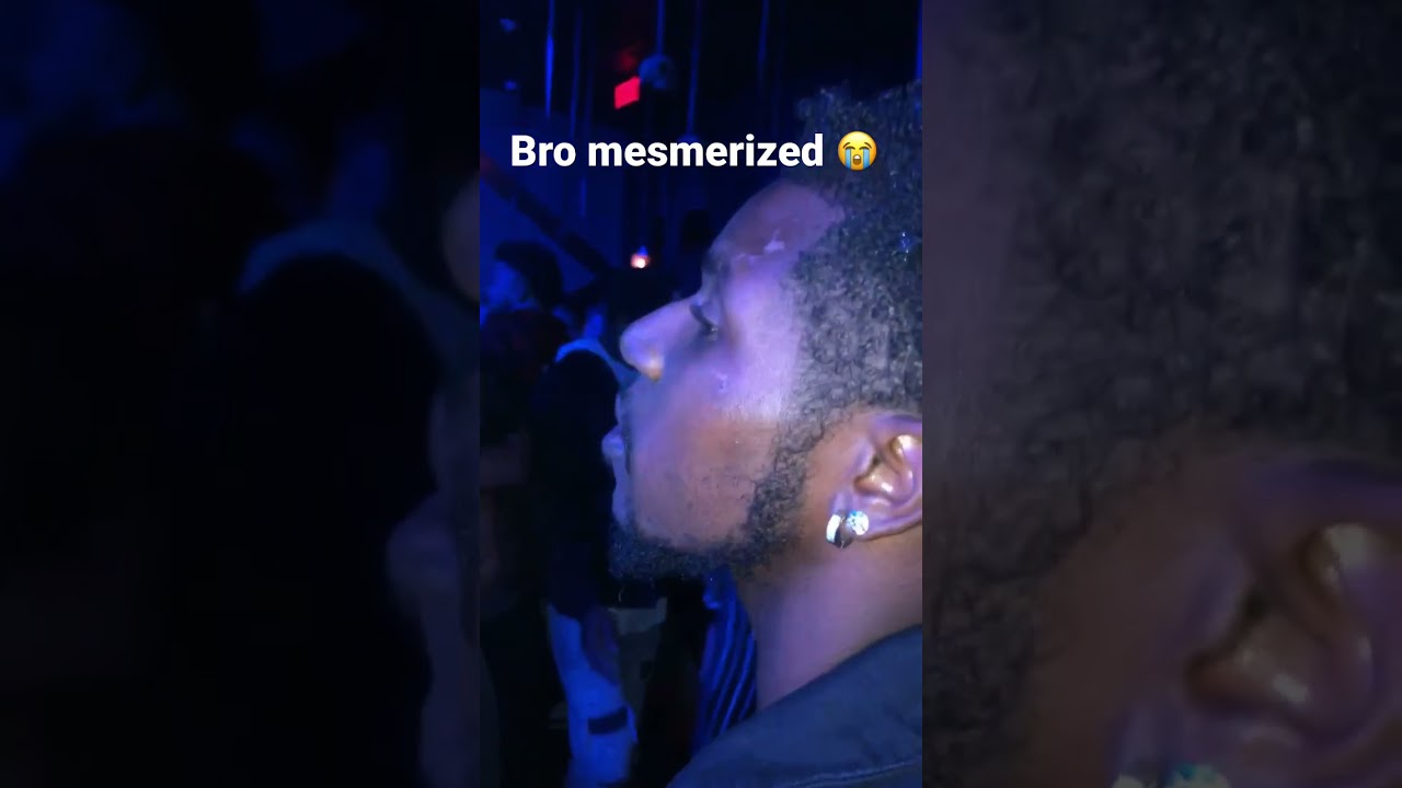 Watch He know what he like 😭😂 #comedy #club #twerk #hood on YouTube Watch He know what he like 😭😂 #comedy #club #twerk #hood on YouTube
