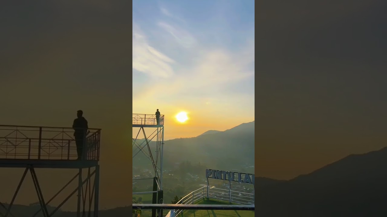 wisata dengan view sunrise indah di dieng Wonosobo 