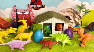 Learn about Dinosaur friends Tyrannosaurus, Triceratops | Lessons about friendship | Jurassic World