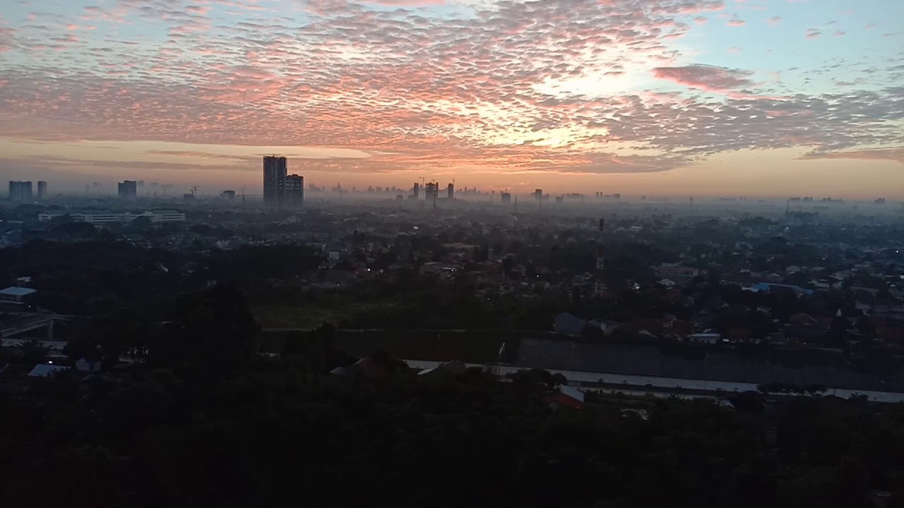 Pemandangan indah di pagi hari YouTube