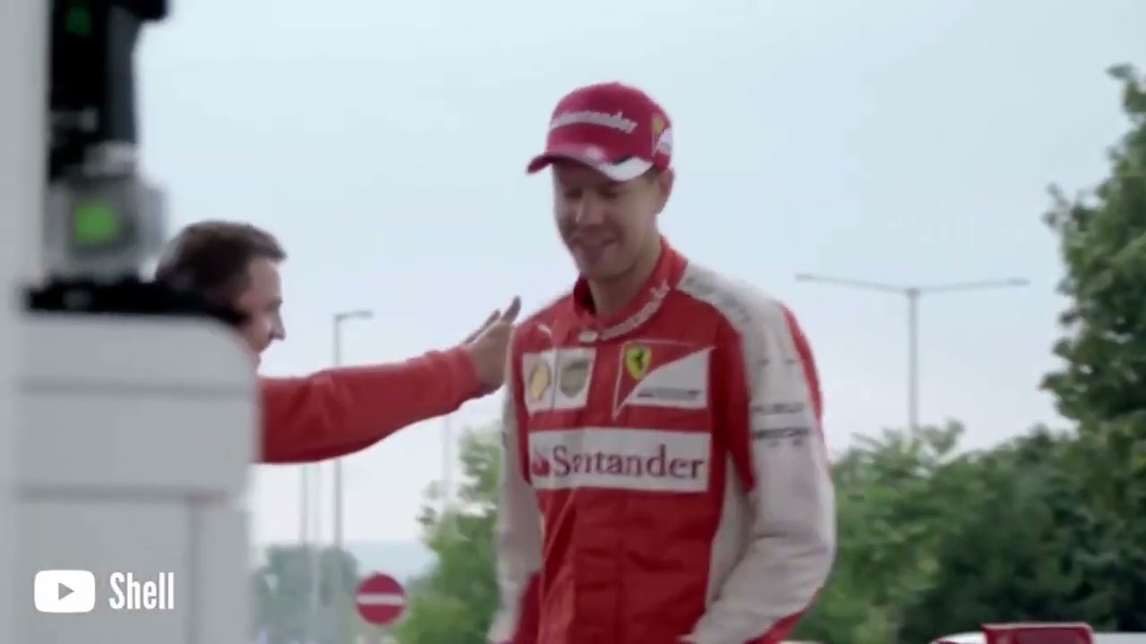 МАРКЕТИНГ F1: КАК КОМАНДЫ ПРОДАЮТ ВНИМАНИЕ МИЛЛИАРДАМ