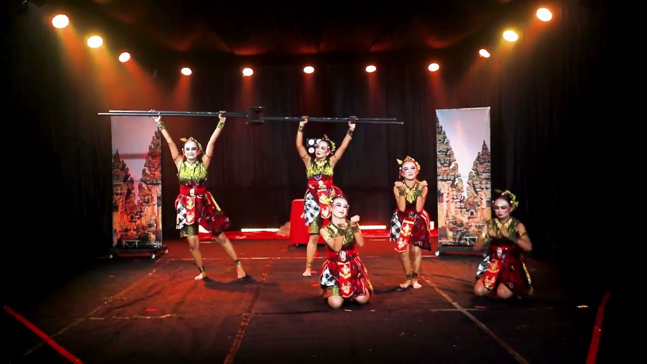  JUARA 1 FLS3N KAB LUMAJANG "SENDURA KALISANGARA" SMP NEGERI 1 TEMPEH