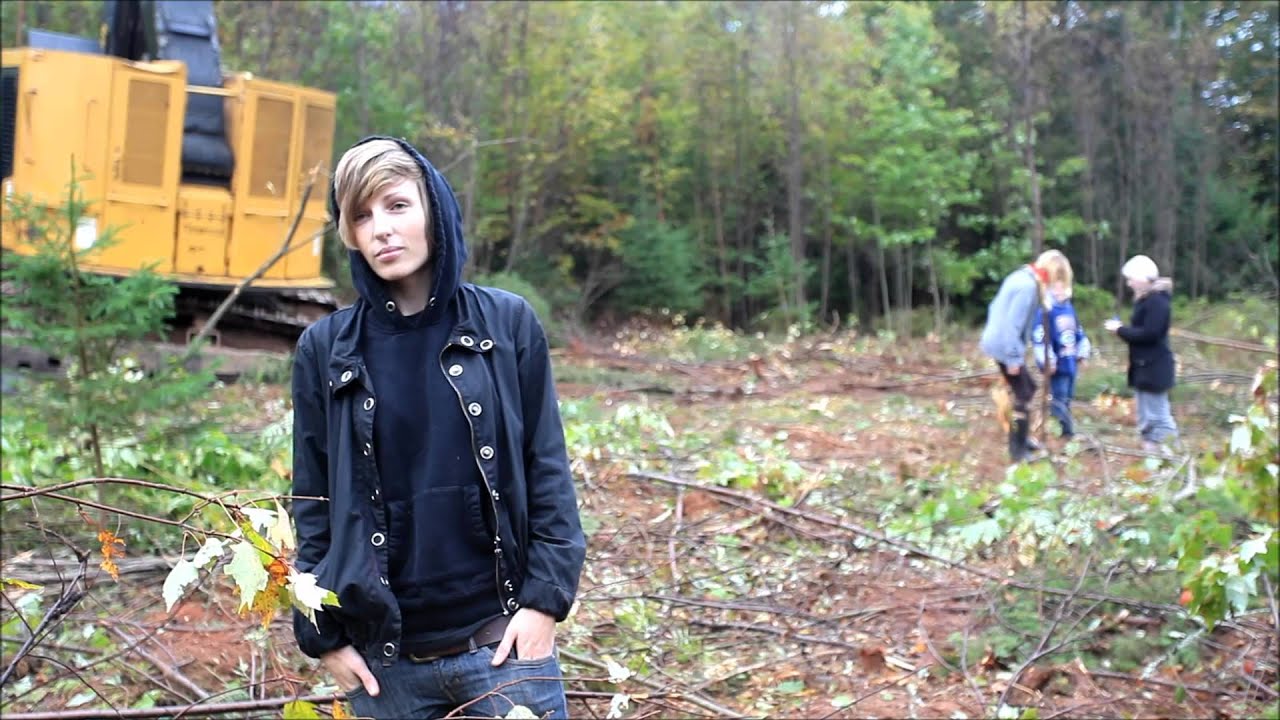 Protesters Construct a Tipi while Plan B Construction Haults.