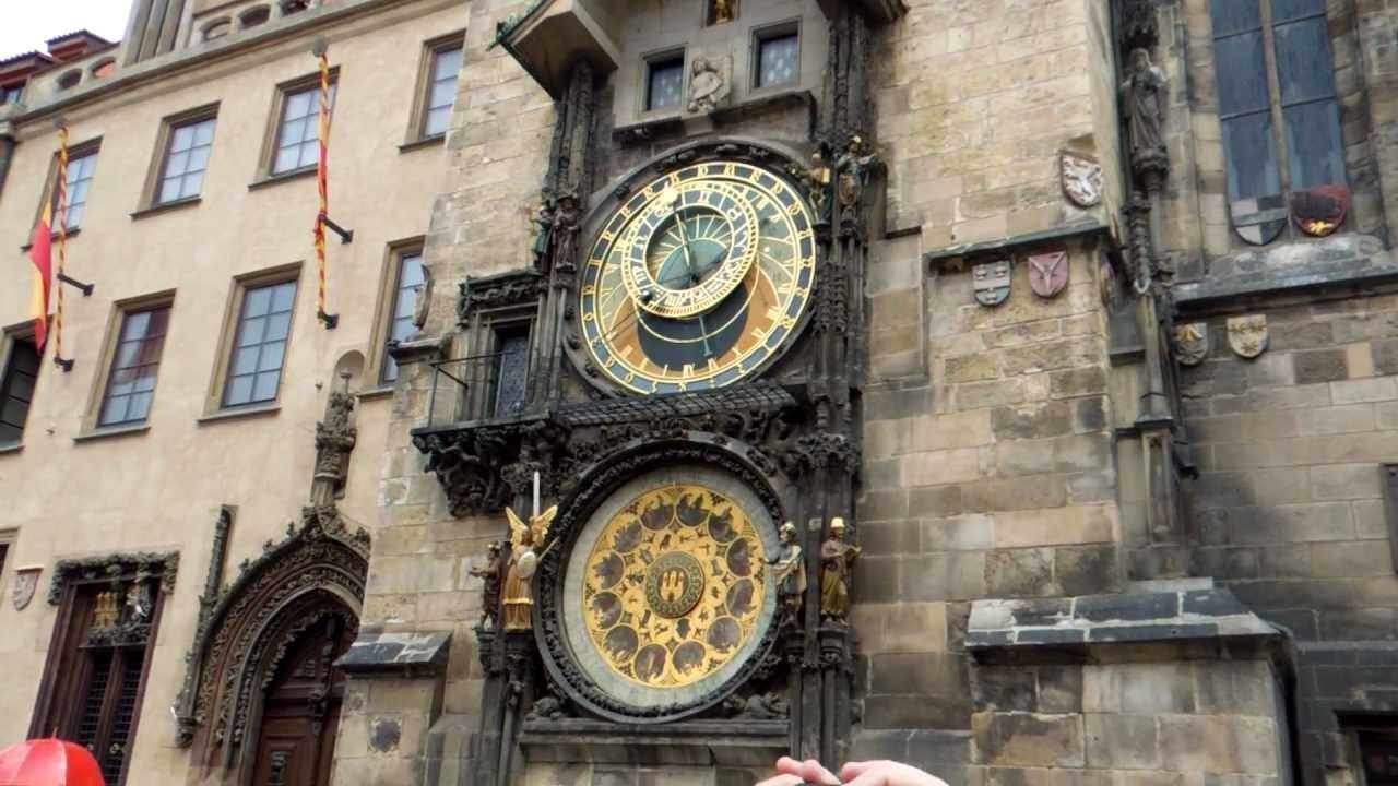 アキーラさんお薦め チェコ プラハ 天文時計 Astronomical Clock Prague Czech Youtube