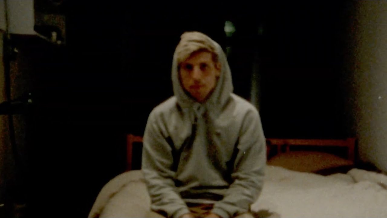 Champagne Broll - Alex Broskow