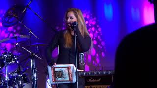 Lita Ford - Back to the Cave - Las Vegas