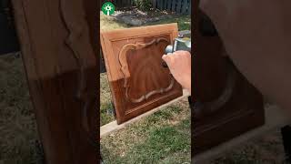 Say goodbye to scratches! 500W laser removes old paint from wood in 5 seconds – amazing efficiency!
