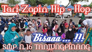 Belajar menari masal Zapin