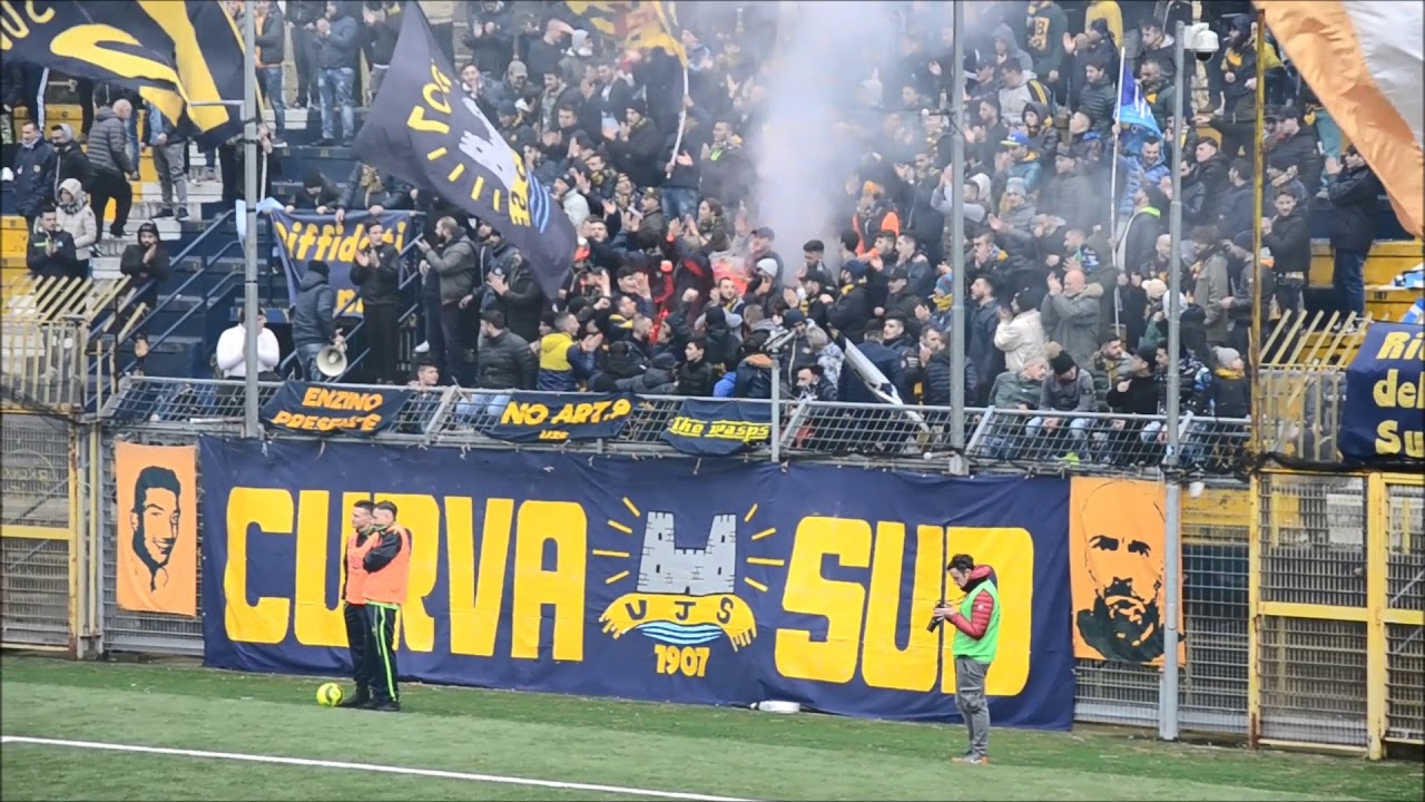 Juve Stabia 3 - 0 Sicula Leonzio 03.03.2018 (Curva Sud)