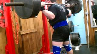 505*9 raw squat