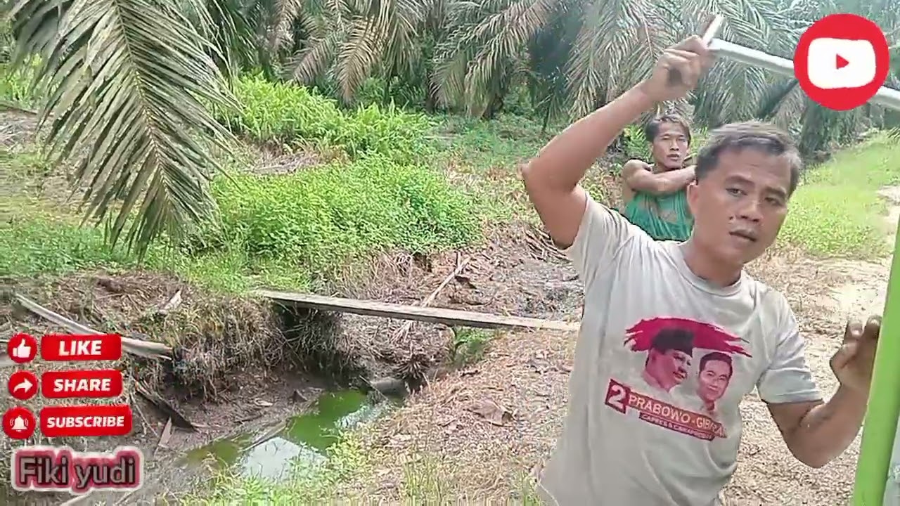 Muat ber 2 dulu bg Ipul lagi cuti