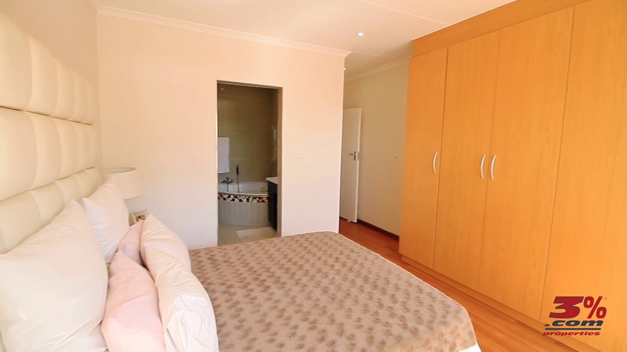 4 Oranjesig, 657 Helios Street, Moreletapark YouTube