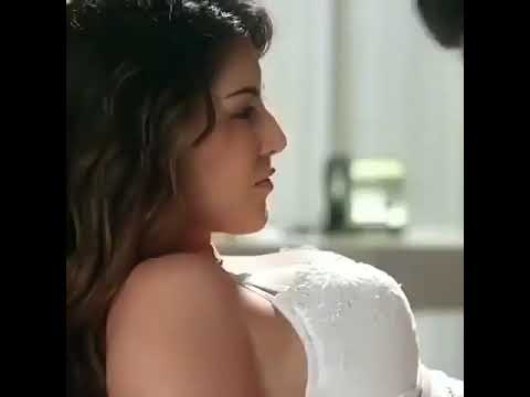 Extremely hot sunny leone|Too hot to handle...