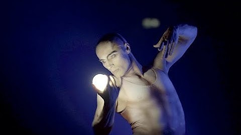 "LIGHT" - Juggling Art by Viktor Kee - Official Video 2019 - (LIVE 4K)