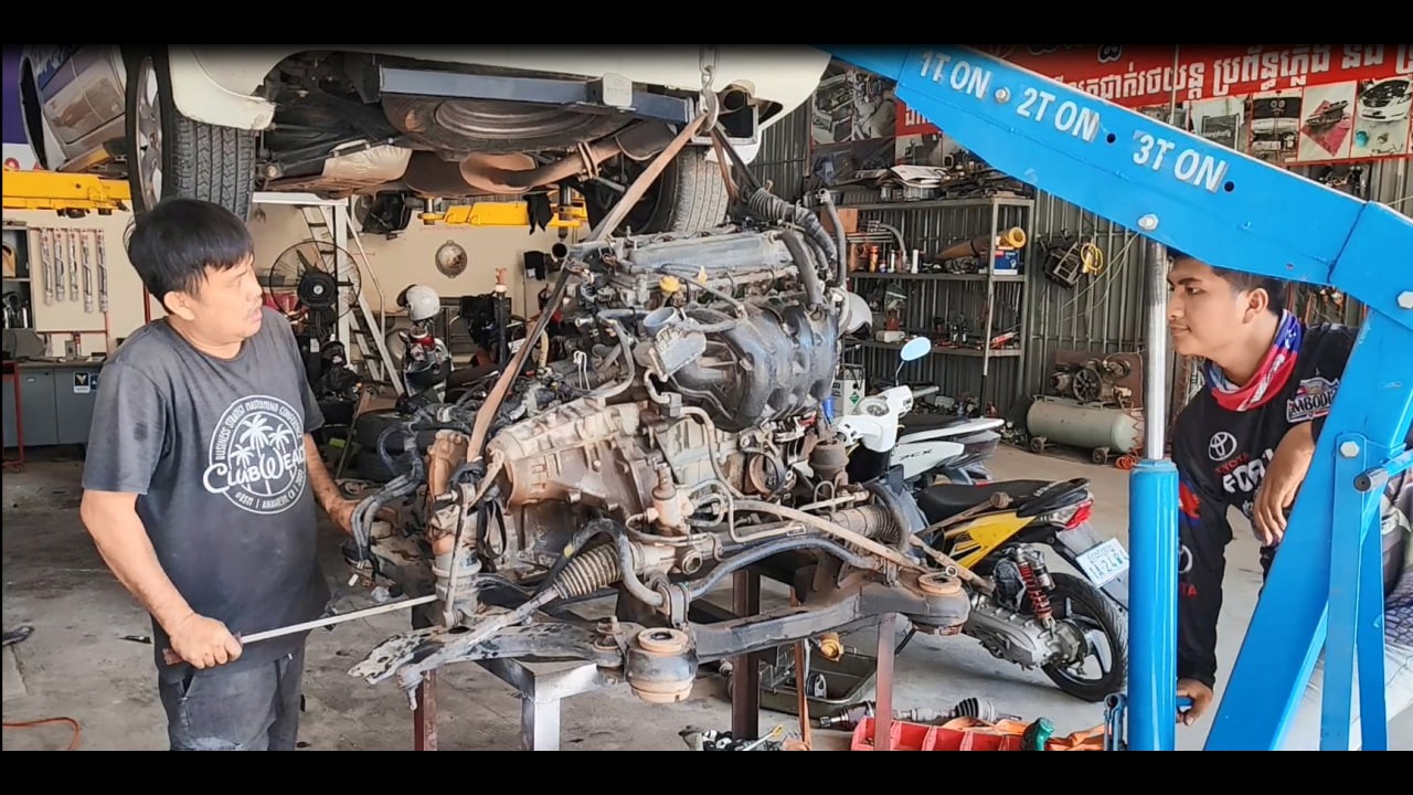 1- ទំលាក់ម៉ាស៊ីនដូរហ្វឹត 150$ 2- ដូរប្រេងហ្វាំង 1ឈុត 40$ 3- កៅស៊ូម៉ែត្រ 1​8$ 4- បូលីវឡកាំង 1 30$ 4-